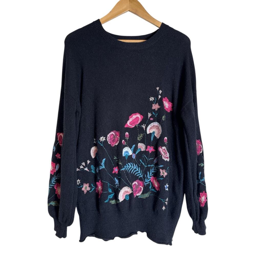 Pixley Women's Embroidered Floral Cozy Oversized Pullover Sweater Size M Black